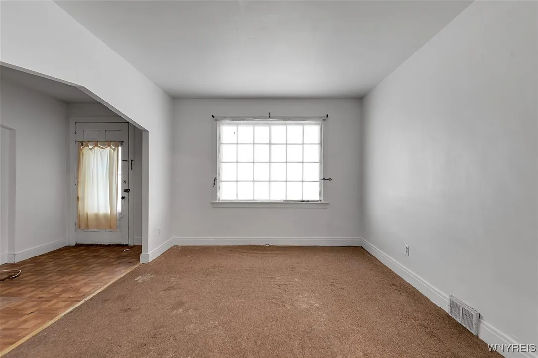 62 Pine Ridge Road, Cheektowaga, New York 14211, Cheektowaga, New York 14211, 4 Bedrooms Bedrooms, ,2 BathroomsBathrooms,Residential,For Sale,62 Pine Ridge Road, Cheektowaga, New York 14211,0,B1650697