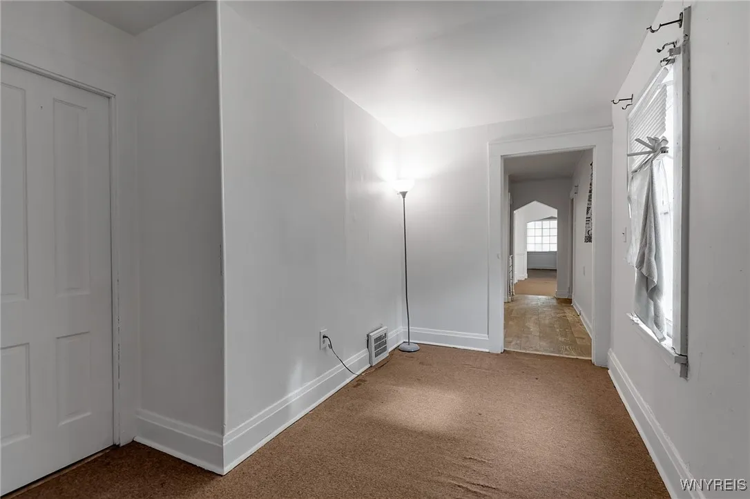 62 Pine Ridge Road, Cheektowaga, New York 14211, Cheektowaga, New York 14211, 4 Bedrooms Bedrooms, ,2 BathroomsBathrooms,Residential,For Sale,62 Pine Ridge Road, Cheektowaga, New York 14211,0,B1650697