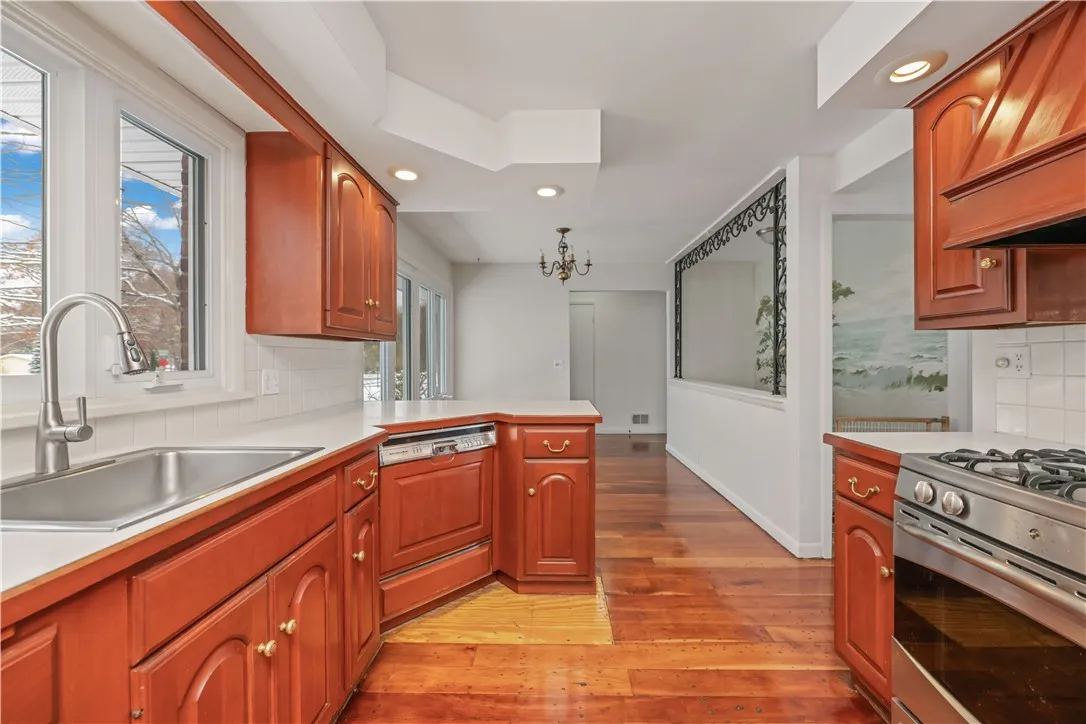 290 Clover Street, Brighton, New York 14610, Brighton, New York 14610, 3 Bedrooms Bedrooms, 8 Rooms Rooms,3 BathroomsBathrooms,Residential,For Sale,290 Clover Street, Brighton, New York 14610,0,R1650314