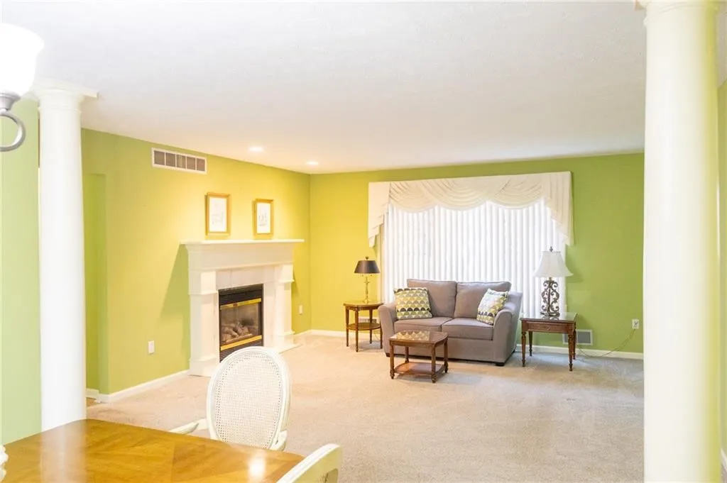 9 Folkestone Lane, Penfield, New York 14526, Penfield, New York 14526, 4 Bedrooms Bedrooms, 9 Rooms Rooms,3 BathroomsBathrooms,Residential,For Sale,9 Folkestone Lane, Penfield, New York 14526,0,R1650791