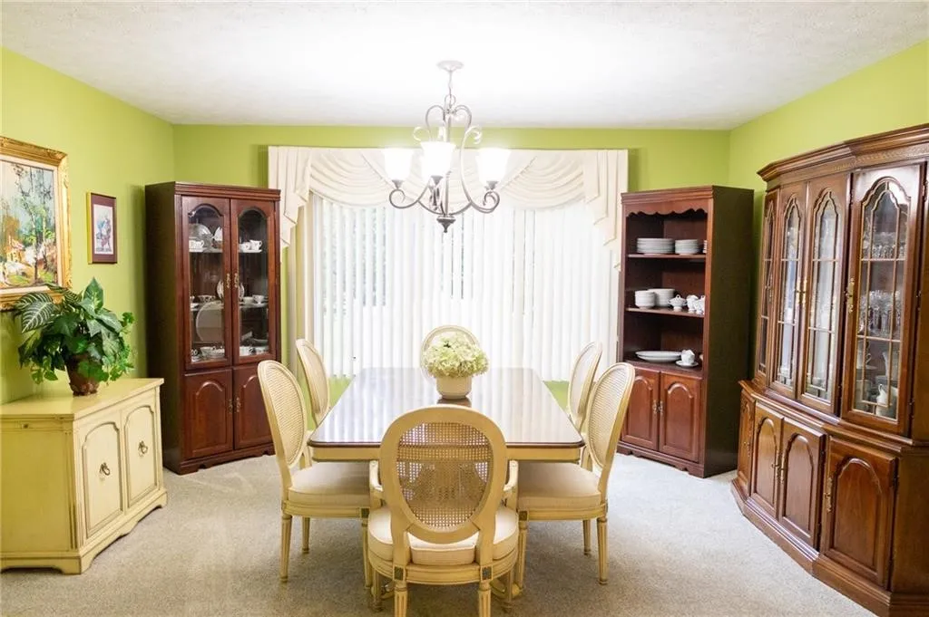 9 Folkestone Lane, Penfield, New York 14526, Penfield, New York 14526, 4 Bedrooms Bedrooms, 9 Rooms Rooms,3 BathroomsBathrooms,Residential,For Sale,9 Folkestone Lane, Penfield, New York 14526,0,R1650791