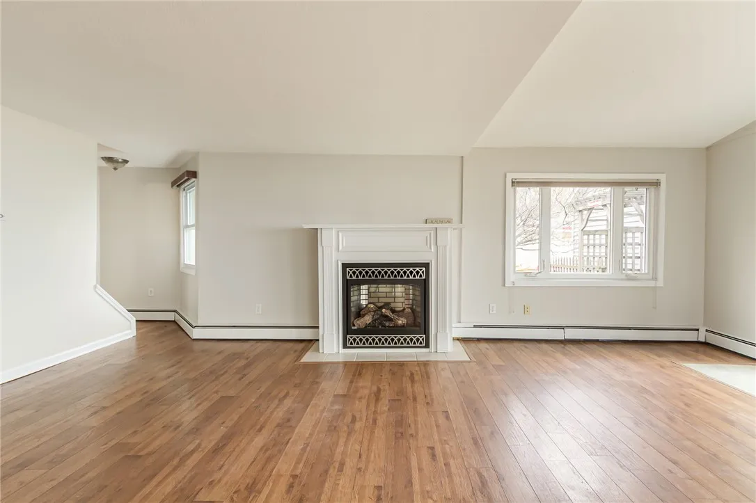 72 Lake Shore Drive, Greece, New York 14468, Greece, New York 14468, 4 Bedrooms Bedrooms, 9 Rooms Rooms,2 BathroomsBathrooms,Residential,For Sale,72 Lake Shore Drive, Greece, New York 14468,0,R1650301