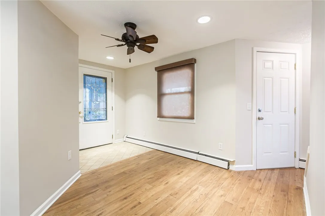 72 Lake Shore Drive, Greece, New York 14468, Greece, New York 14468, 4 Bedrooms Bedrooms, 9 Rooms Rooms,2 BathroomsBathrooms,Residential,For Sale,72 Lake Shore Drive, Greece, New York 14468,0,R1650301