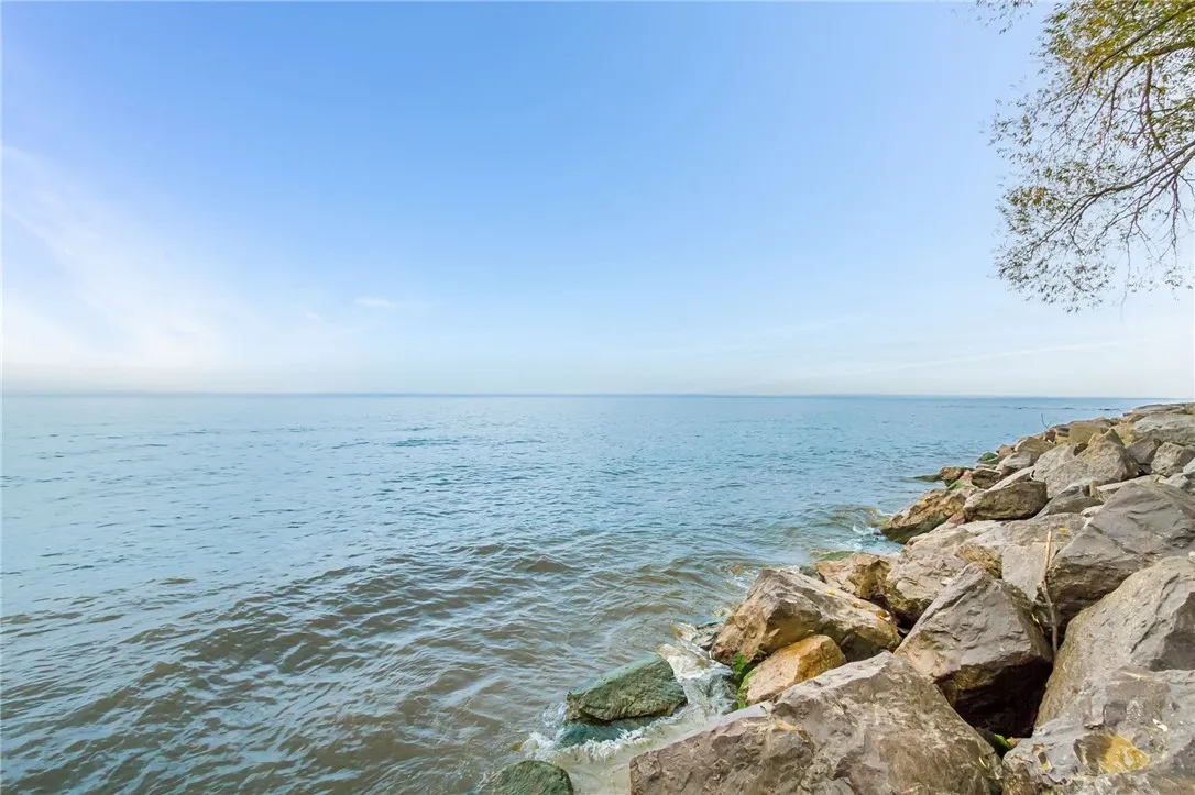 72 Lake Shore Drive, Greece, New York 14468, Greece, New York 14468, 4 Bedrooms Bedrooms, 9 Rooms Rooms,2 BathroomsBathrooms,Residential,For Sale,72 Lake Shore Drive, Greece, New York 14468,0,R1650301