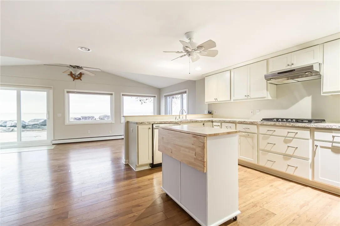 72 Lake Shore Drive, Greece, New York 14468, Greece, New York 14468, 4 Bedrooms Bedrooms, 9 Rooms Rooms,2 BathroomsBathrooms,Residential,For Sale,72 Lake Shore Drive, Greece, New York 14468,0,R1650301