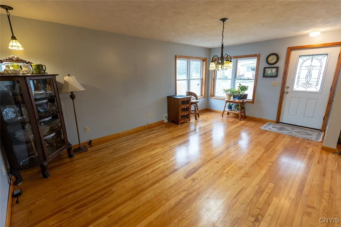 210 Melrose Drive, Clay, New York 13212, Clay, New York 13212, 3 Bedrooms Bedrooms, 8 Rooms Rooms,2 BathroomsBathrooms,Residential,For Sale,210 Melrose Drive, Clay, New York 13212,0,S1650796