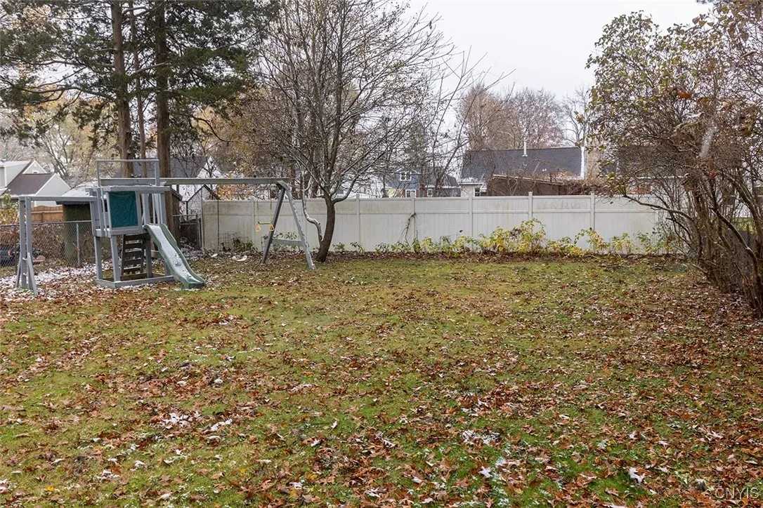 210 Melrose Drive, Clay, New York 13212, Clay, New York 13212, 3 Bedrooms Bedrooms, 8 Rooms Rooms,2 BathroomsBathrooms,Residential,For Sale,210 Melrose Drive, Clay, New York 13212,0,S1650796