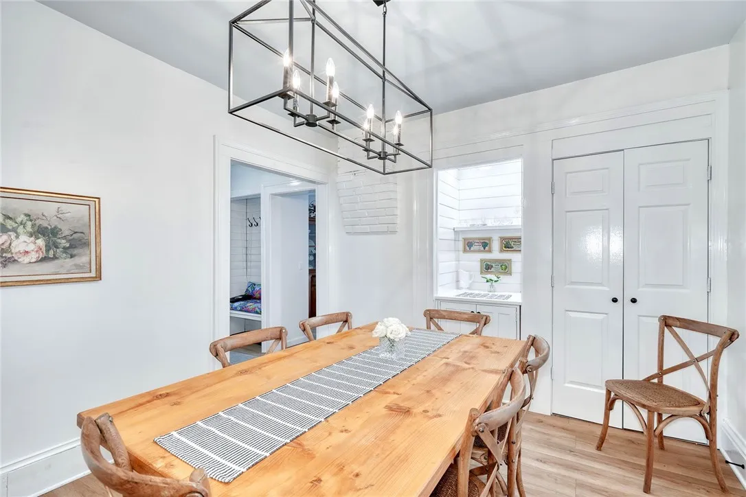 46 East Avenue, Naples, New York 14512, Naples, New York 14512, 4 Bedrooms Bedrooms, 11 Rooms Rooms,4 BathroomsBathrooms,Residential,For Sale,46 East Avenue, Naples, New York 14512,0,R1648292