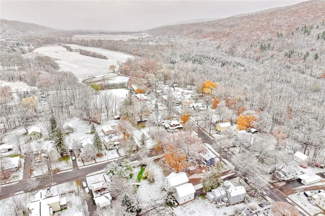 46 East Avenue, Naples, New York 14512, Naples, New York 14512, 4 Bedrooms Bedrooms, 11 Rooms Rooms,4 BathroomsBathrooms,Residential,For Sale,46 East Avenue, Naples, New York 14512,0,R1648292