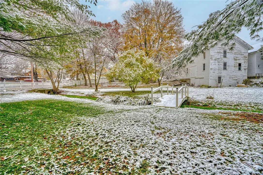 46 East Avenue, Naples, New York 14512, Naples, New York 14512, 4 Bedrooms Bedrooms, 11 Rooms Rooms,4 BathroomsBathrooms,Residential,For Sale,46 East Avenue, Naples, New York 14512,0,R1648292