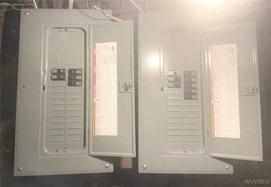 325 Breckenridge Street, Buffalo, New York 14213, Buffalo, New York 14213, 6 Bedrooms Bedrooms, ,2 BathroomsBathrooms,Residential,For Sale,325 Breckenridge Street, Buffalo, New York 14213,0,B1650805