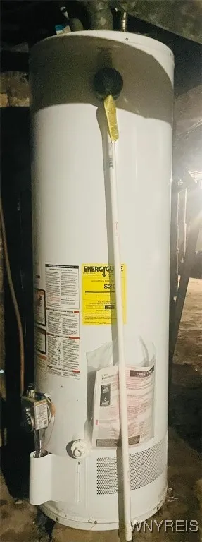 325 Breckenridge Street, Buffalo, New York 14213, Buffalo, New York 14213, 6 Bedrooms Bedrooms, ,2 BathroomsBathrooms,Residential,For Sale,325 Breckenridge Street, Buffalo, New York 14213,0,B1650805