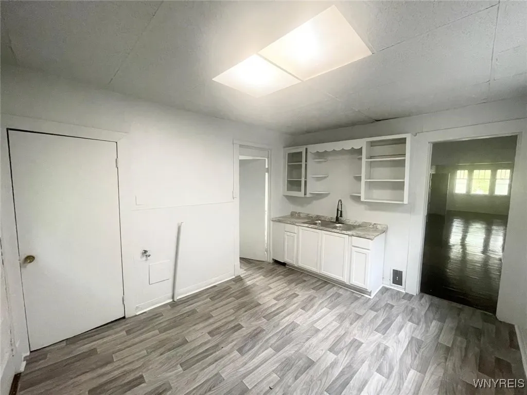 325 Breckenridge Street, Buffalo, New York 14213, Buffalo, New York 14213, 6 Bedrooms Bedrooms, ,2 BathroomsBathrooms,Residential,For Sale,325 Breckenridge Street, Buffalo, New York 14213,0,B1650805