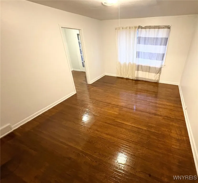 325 Breckenridge Street, Buffalo, New York 14213, Buffalo, New York 14213, 6 Bedrooms Bedrooms, ,2 BathroomsBathrooms,Residential,For Sale,325 Breckenridge Street, Buffalo, New York 14213,0,B1650805