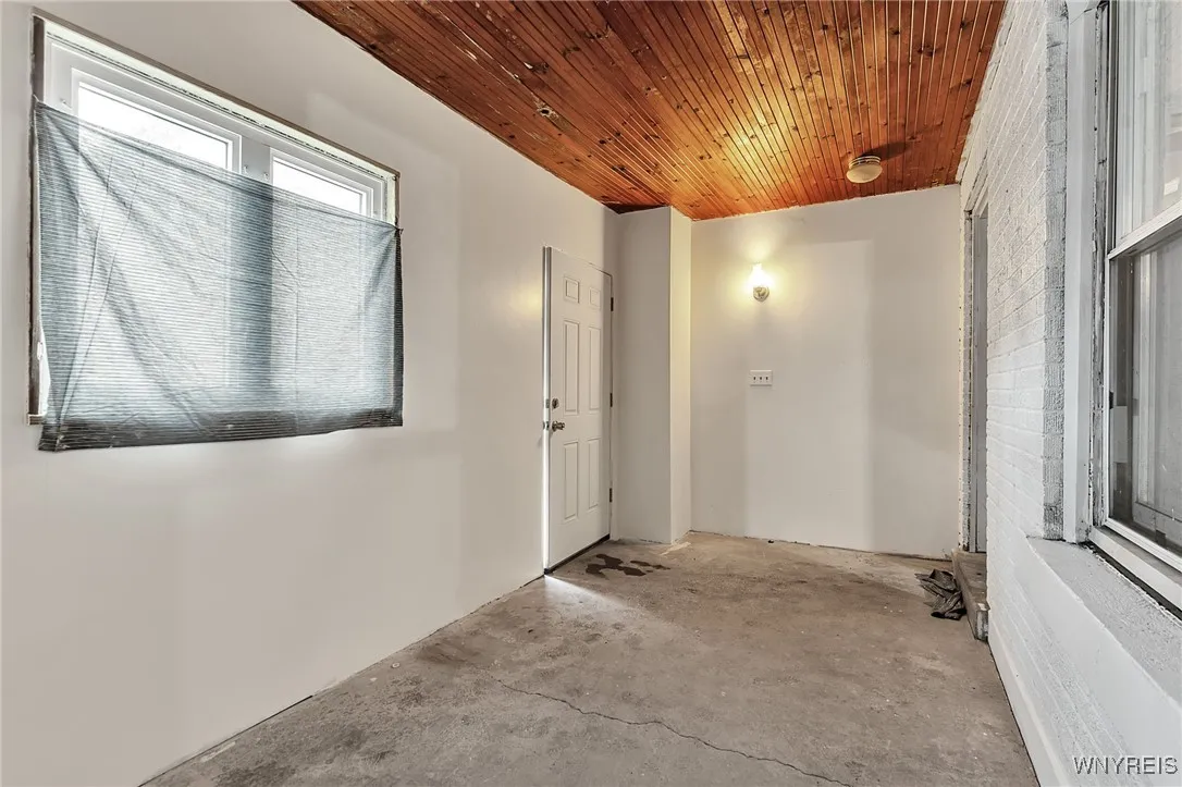 16 Drexel Road, Buffalo, New York 14214, Buffalo, New York 14214, 4 Bedrooms Bedrooms, 12 Rooms Rooms,1 BathroomBathrooms,Residential,For Sale,16 Drexel Road, Buffalo, New York 14214,0,B1650458