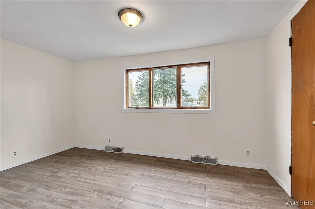 16 Drexel Road, Buffalo, New York 14214, Buffalo, New York 14214, 4 Bedrooms Bedrooms, 12 Rooms Rooms,1 BathroomBathrooms,Residential,For Sale,16 Drexel Road, Buffalo, New York 14214,0,B1650458