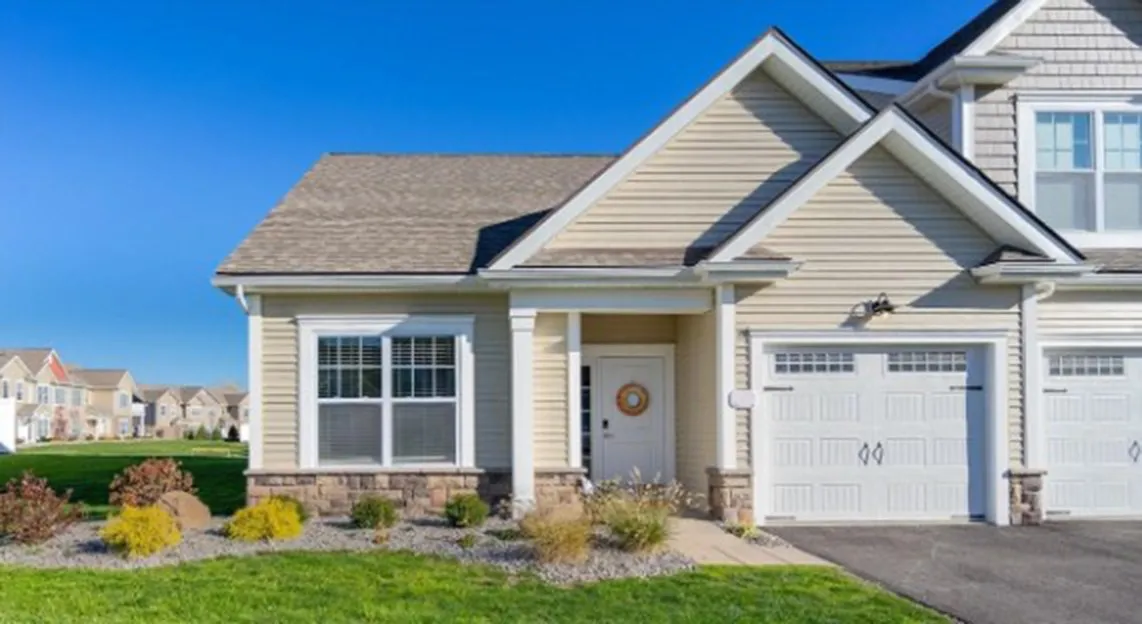 24 Green Spring Lane, Ogden, New York 14624, Ogden, New York 14624, 2 Bedrooms Bedrooms, 5 Rooms Rooms,2 BathroomsBathrooms,Residential Lease,For Rent,24 Green Spring Lane, Ogden, New York 14624,0,R1650814