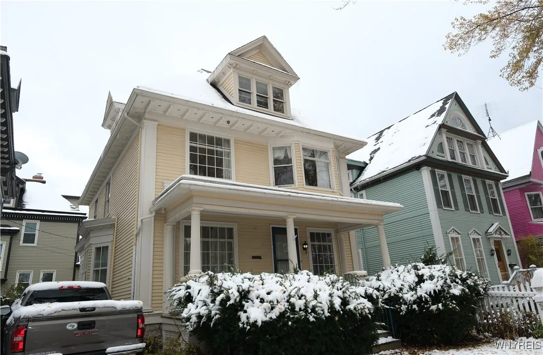 76 Lancaster Avenue, Buffalo, New York 14222, Buffalo, New York 14222, 4 Bedrooms Bedrooms, 12 Rooms Rooms,2 BathroomsBathrooms,Residential,For Sale,76 Lancaster Avenue, Buffalo, New York 14222,0,B1650621
