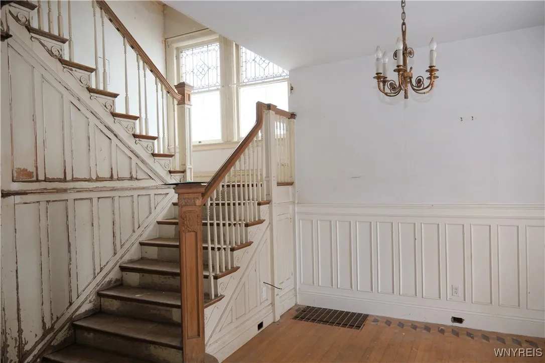 76 Lancaster Avenue, Buffalo, New York 14222, Buffalo, New York 14222, 4 Bedrooms Bedrooms, 12 Rooms Rooms,2 BathroomsBathrooms,Residential,For Sale,76 Lancaster Avenue, Buffalo, New York 14222,0,B1650621