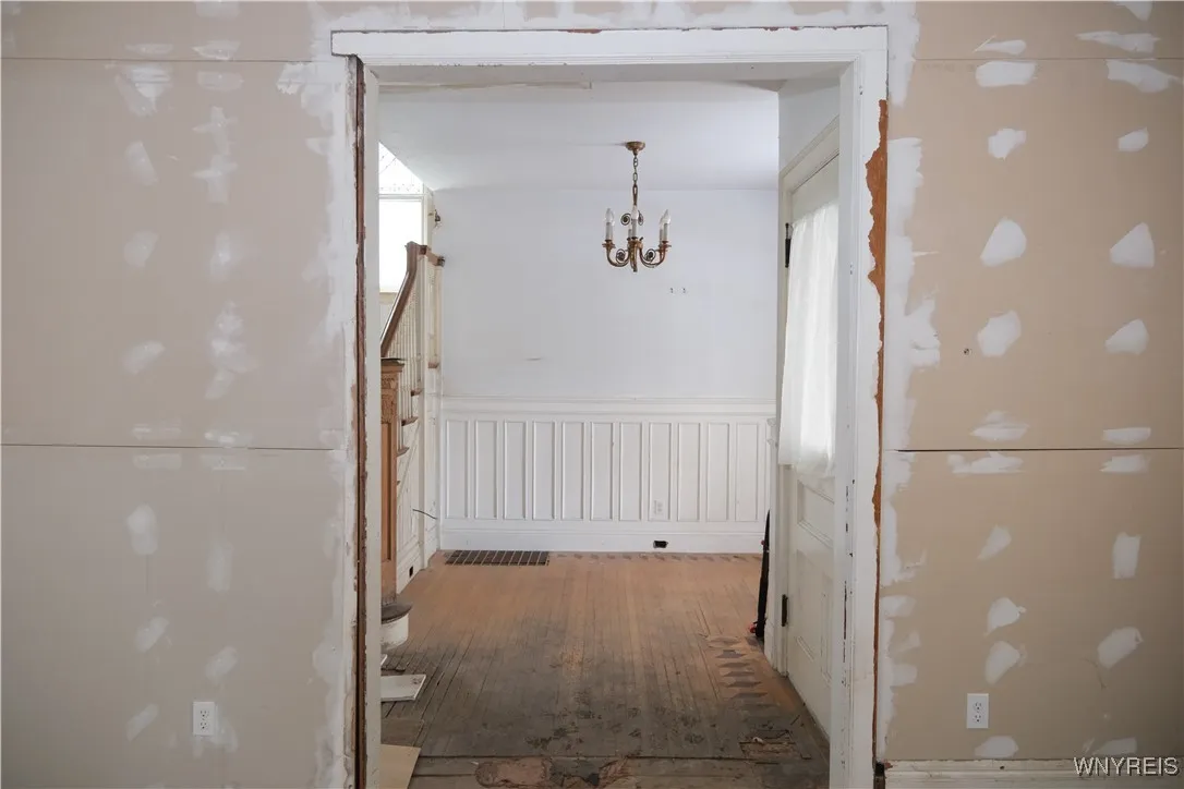 76 Lancaster Avenue, Buffalo, New York 14222, Buffalo, New York 14222, 4 Bedrooms Bedrooms, 12 Rooms Rooms,2 BathroomsBathrooms,Residential,For Sale,76 Lancaster Avenue, Buffalo, New York 14222,0,B1650621