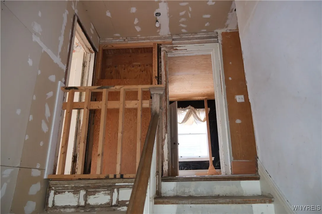 76 Lancaster Avenue, Buffalo, New York 14222, Buffalo, New York 14222, 4 Bedrooms Bedrooms, 12 Rooms Rooms,2 BathroomsBathrooms,Residential,For Sale,76 Lancaster Avenue, Buffalo, New York 14222,0,B1650621