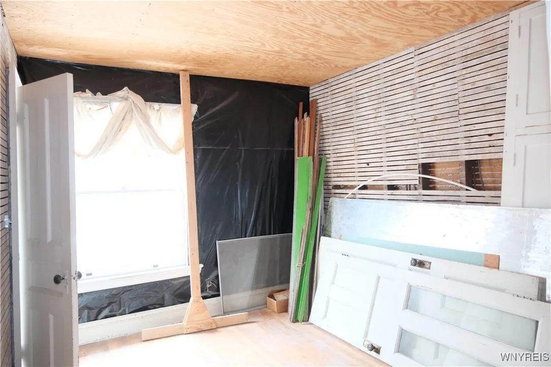 76 Lancaster Avenue, Buffalo, New York 14222, Buffalo, New York 14222, 4 Bedrooms Bedrooms, 12 Rooms Rooms,2 BathroomsBathrooms,Residential,For Sale,76 Lancaster Avenue, Buffalo, New York 14222,0,B1650621