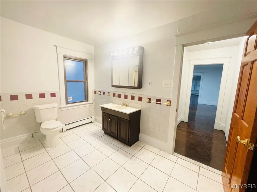 353 Warwick Avenue, Buffalo, New York 14215, Buffalo, New York 14215, 3 Bedrooms Bedrooms, 6 Rooms Rooms,1 BathroomBathrooms,Residential,For Sale,353 Warwick Avenue, Buffalo, New York 14215,0,B1650810