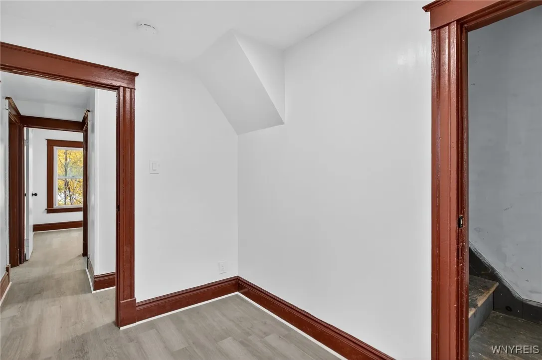 1957 Whitney Avenue, Niagara Falls, New York 14301, Niagara Falls, New York 14301, 4 Bedrooms Bedrooms, 9 Rooms Rooms,1 BathroomBathrooms,Residential,For Sale,1957 Whitney Avenue, Niagara Falls, New York 14301,0,B1650717