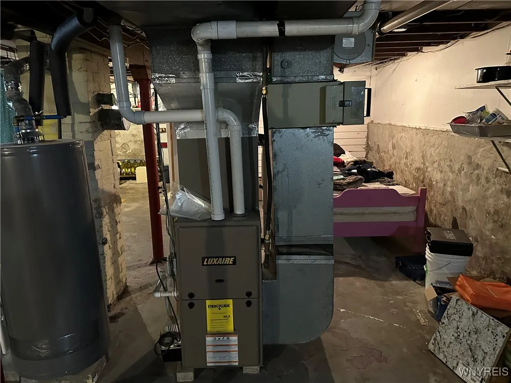 82 Beatrice Avenue, Buffalo, New York 14207, Buffalo, New York 14207, 3 Bedrooms Bedrooms, 7 Rooms Rooms,1 BathroomBathrooms,Residential,For Sale,82 Beatrice Avenue, Buffalo, New York 14207,0,B1650728