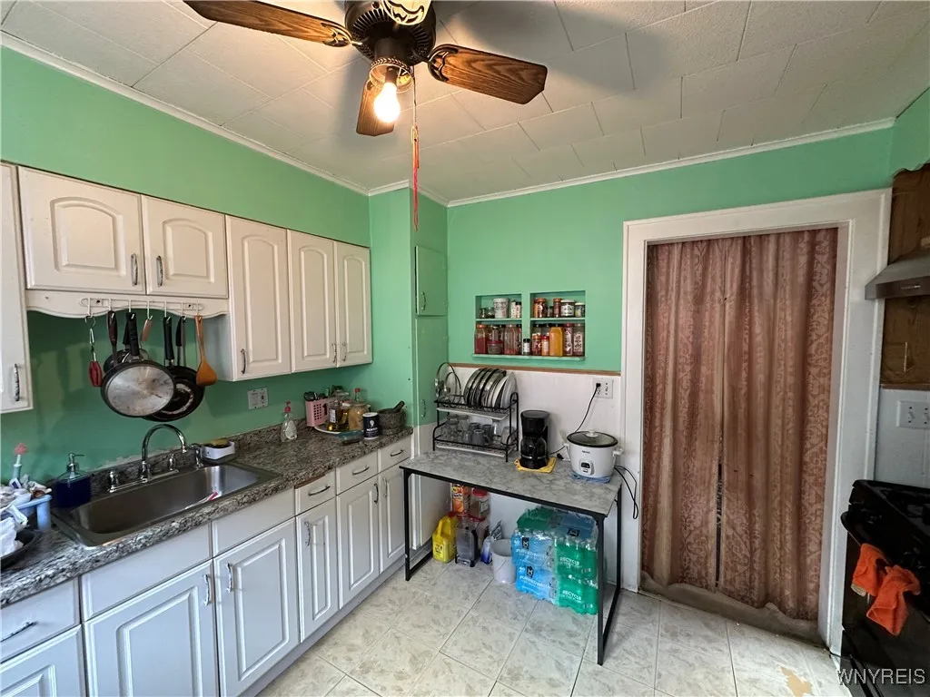 82 Beatrice Avenue, Buffalo, New York 14207, Buffalo, New York 14207, 3 Bedrooms Bedrooms, 7 Rooms Rooms,1 BathroomBathrooms,Residential,For Sale,82 Beatrice Avenue, Buffalo, New York 14207,0,B1650728