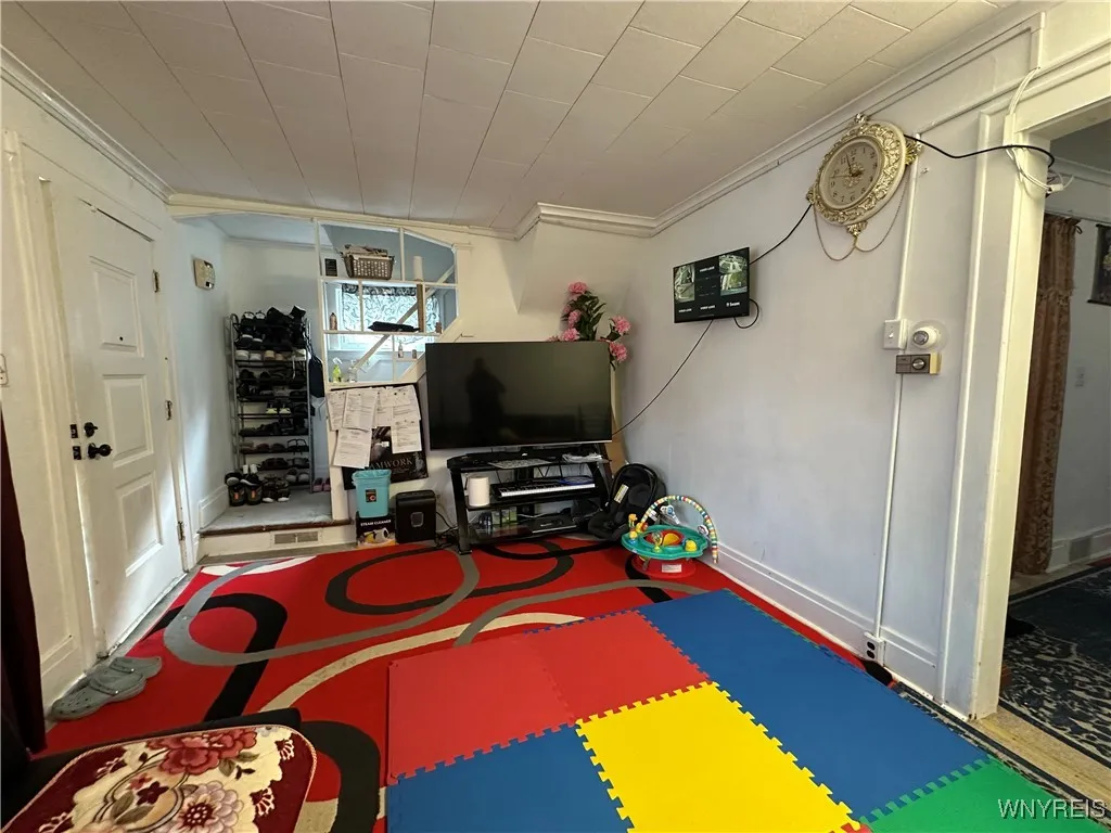 82 Beatrice Avenue, Buffalo, New York 14207, Buffalo, New York 14207, 3 Bedrooms Bedrooms, 7 Rooms Rooms,1 BathroomBathrooms,Residential,For Sale,82 Beatrice Avenue, Buffalo, New York 14207,0,B1650728