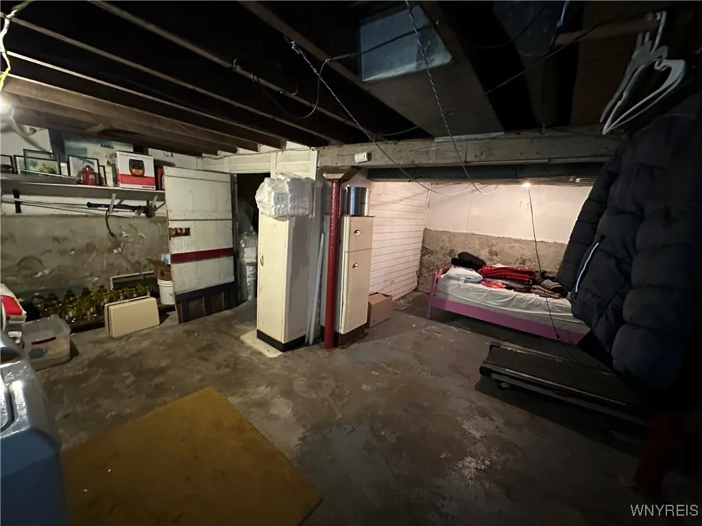 82 Beatrice Avenue, Buffalo, New York 14207, Buffalo, New York 14207, 3 Bedrooms Bedrooms, 7 Rooms Rooms,1 BathroomBathrooms,Residential,For Sale,82 Beatrice Avenue, Buffalo, New York 14207,0,B1650728