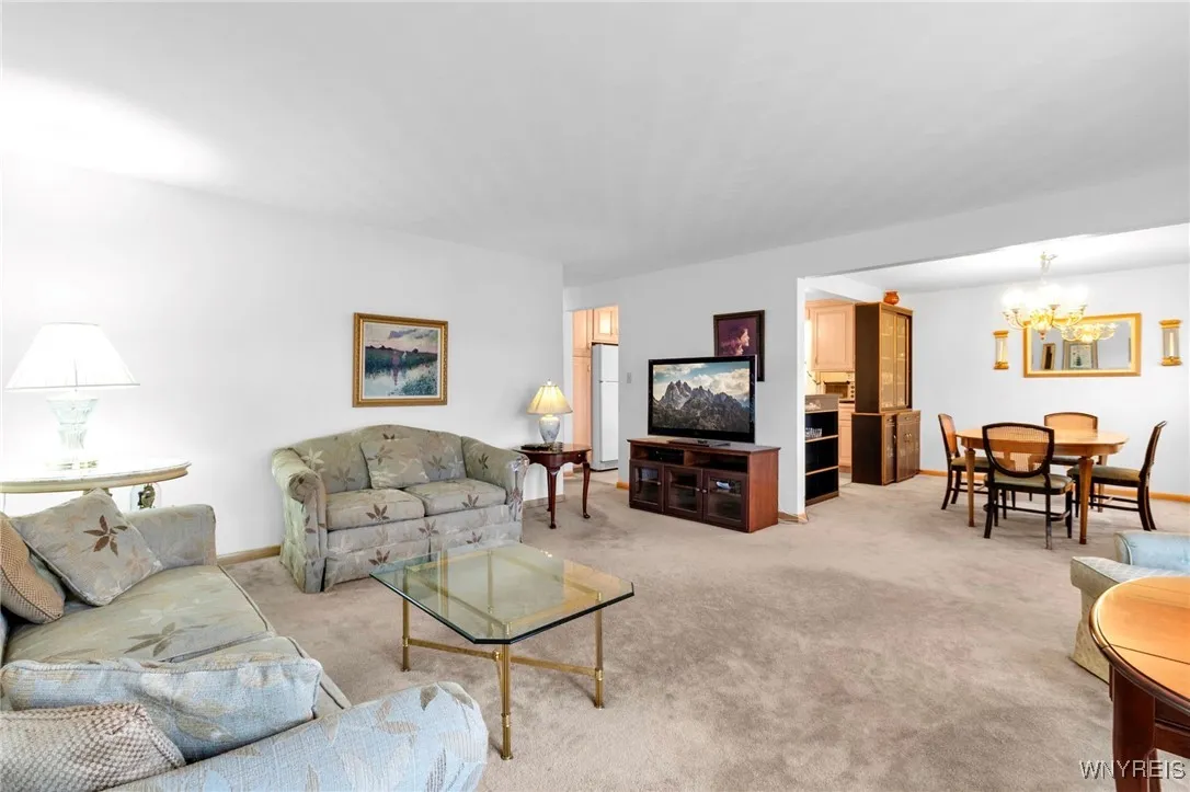 64 Joseph Drive, Tonawanda, New York 14150, Tonawanda, New York 14150, 5 Bedrooms Bedrooms, ,3 BathroomsBathrooms,Residential,For Sale,64 Joseph Drive, Tonawanda, New York 14150,0,B1650763