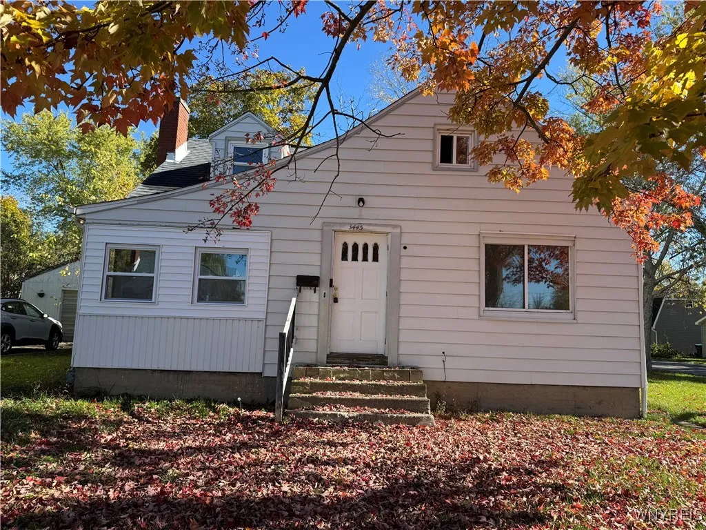 3445 Wallace Drive, Grand Island, New York 14072, Grand Island, New York 14072, 3 Bedrooms Bedrooms, 6 Rooms Rooms,1 BathroomBathrooms,Residential Lease,For Rent,3445 Wallace Drive, Grand Island, New York 14072,0,B1650825