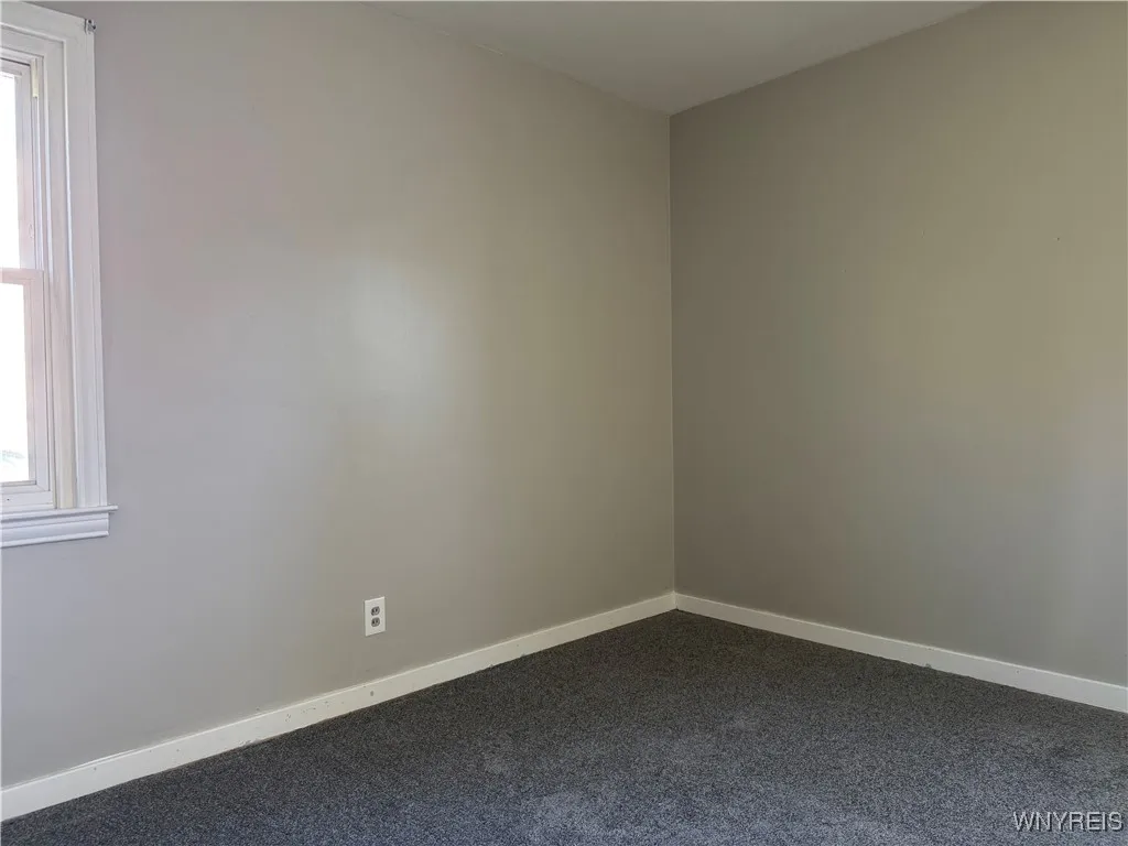 3445 Wallace Drive, Grand Island, New York 14072, Grand Island, New York 14072, 3 Bedrooms Bedrooms, 6 Rooms Rooms,1 BathroomBathrooms,Residential Lease,For Rent,3445 Wallace Drive, Grand Island, New York 14072,0,B1650825