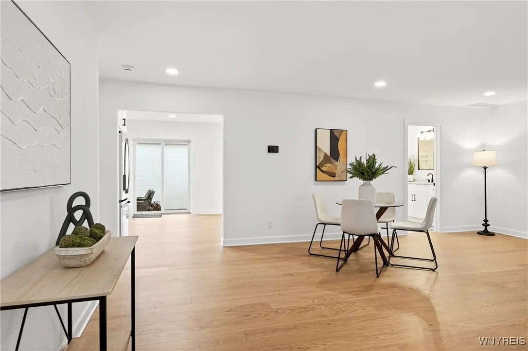 13 Park Street, Buffalo, New York 14201, Buffalo, New York 14201, 2 Bedrooms Bedrooms, 4 Rooms Rooms,1 BathroomBathrooms,Residential,For Sale,13 Park Street, Buffalo, New York 14201,0,B1650675