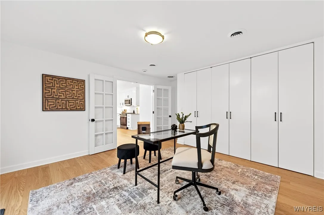 13 Park Street, Buffalo, New York 14201, Buffalo, New York 14201, 2 Bedrooms Bedrooms, 4 Rooms Rooms,1 BathroomBathrooms,Residential,For Sale,13 Park Street, Buffalo, New York 14201,0,B1650675