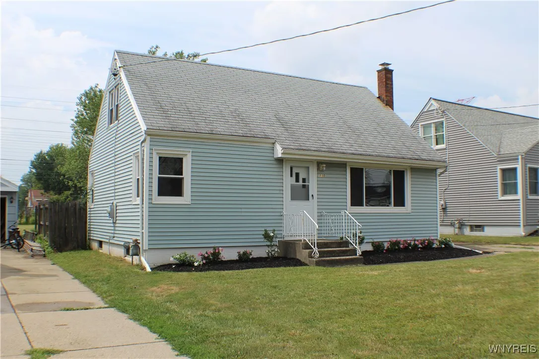 110 Susan Lane, Cheektowaga, New York 14225, Cheektowaga, New York 14225, 3 Bedrooms Bedrooms, 6 Rooms Rooms,1 BathroomBathrooms,Residential Lease,For Rent,110 Susan Lane, Cheektowaga, New York 14225,0,B1650832