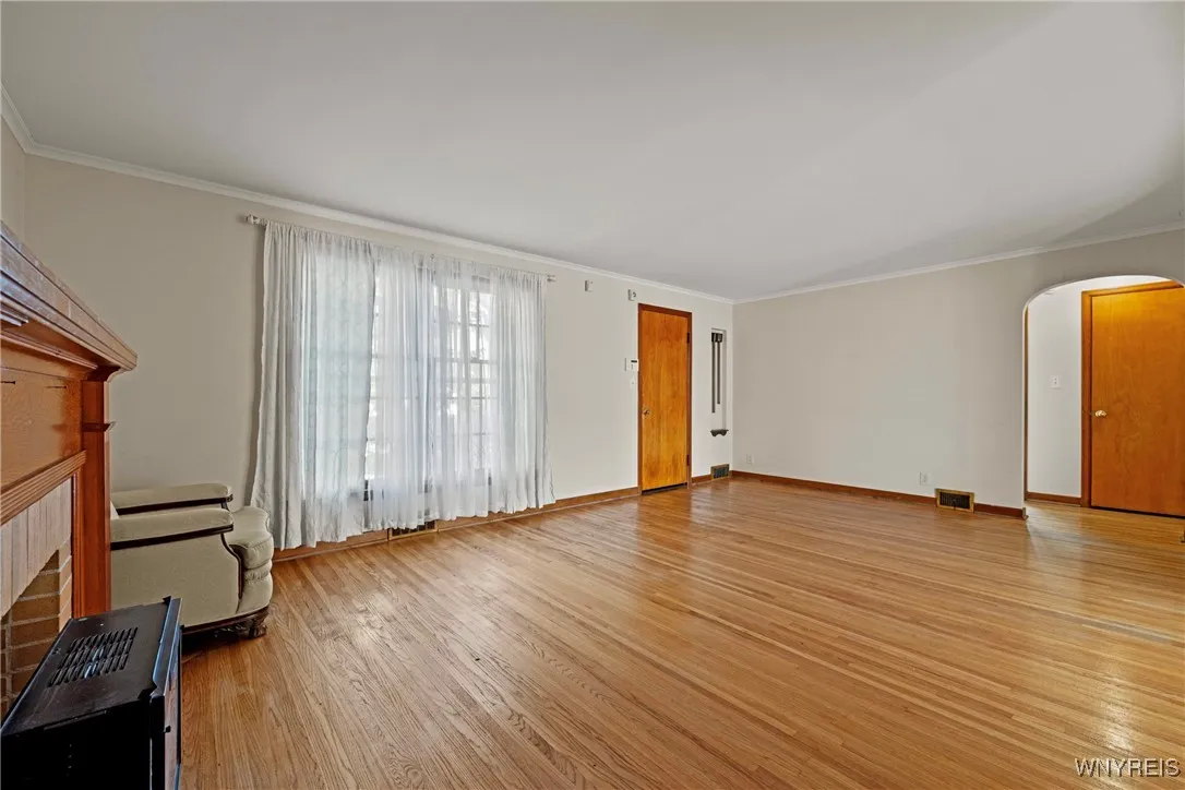 42 Jasper Drive, Amherst, New York 14226, Amherst, New York 14226, 4 Bedrooms Bedrooms, 9 Rooms Rooms,2 BathroomsBathrooms,Residential,For Sale,42 Jasper Drive, Amherst, New York 14226,0,B1650687