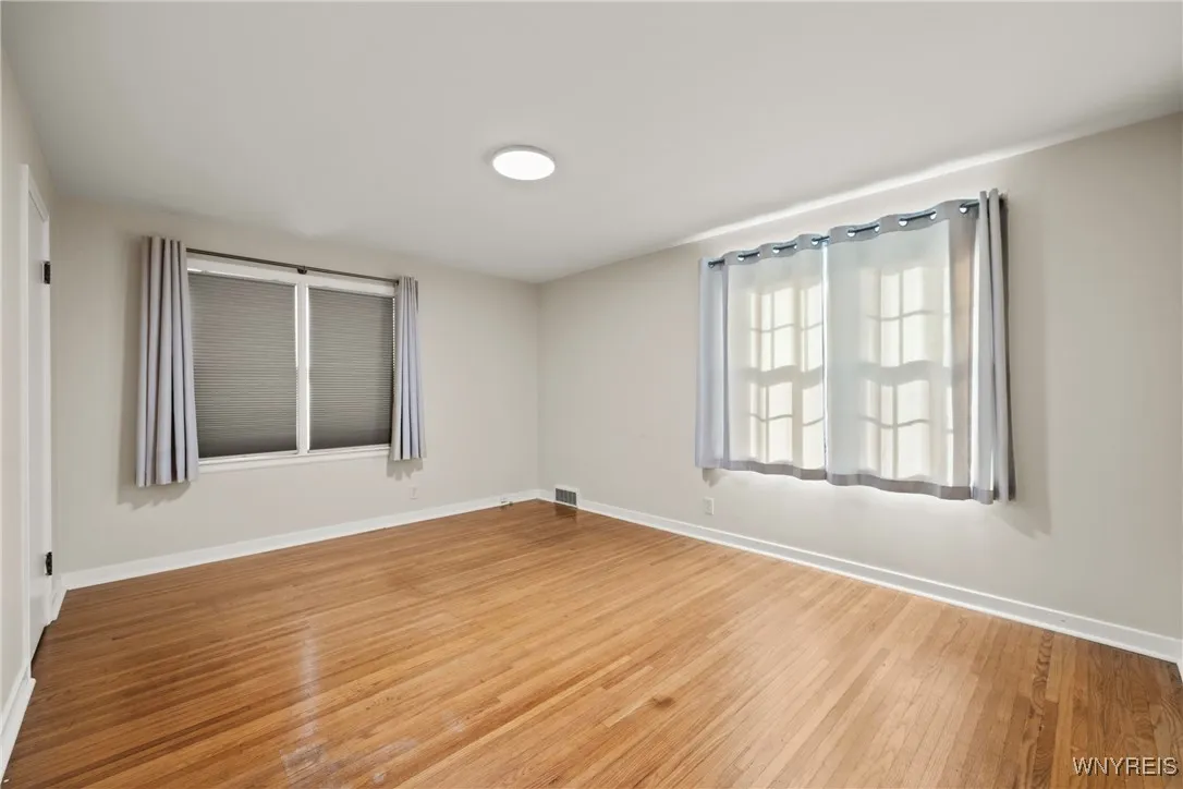 42 Jasper Drive, Amherst, New York 14226, Amherst, New York 14226, 4 Bedrooms Bedrooms, 9 Rooms Rooms,2 BathroomsBathrooms,Residential,For Sale,42 Jasper Drive, Amherst, New York 14226,0,B1650687