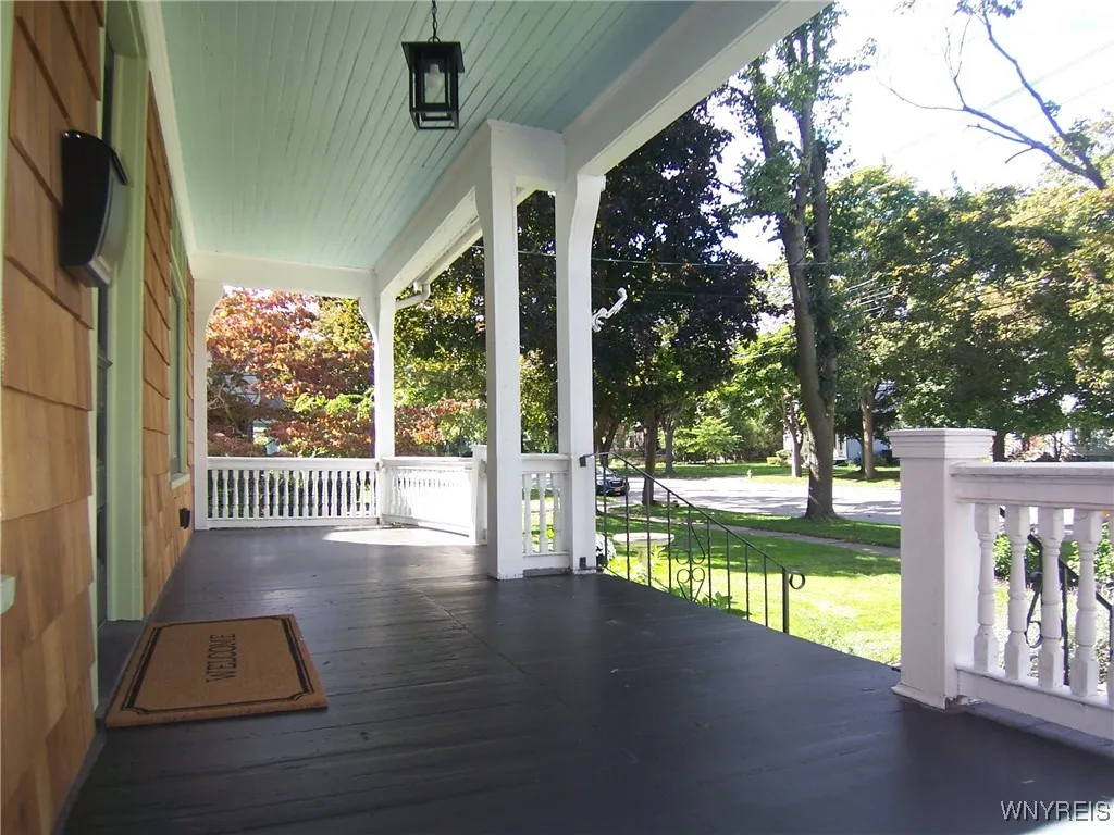 48 Ellicott Avenue, Batavia City, New York 14020, Batavia City, New York 14020, 4 Bedrooms Bedrooms, 9 Rooms Rooms,2 BathroomsBathrooms,Residential,For Sale,48 Ellicott Avenue, Batavia City, New York 14020,0,B1649285