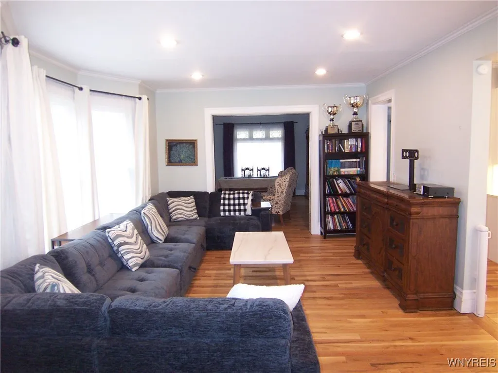 48 Ellicott Avenue, Batavia City, New York 14020, Batavia City, New York 14020, 4 Bedrooms Bedrooms, 9 Rooms Rooms,2 BathroomsBathrooms,Residential,For Sale,48 Ellicott Avenue, Batavia City, New York 14020,0,B1649285