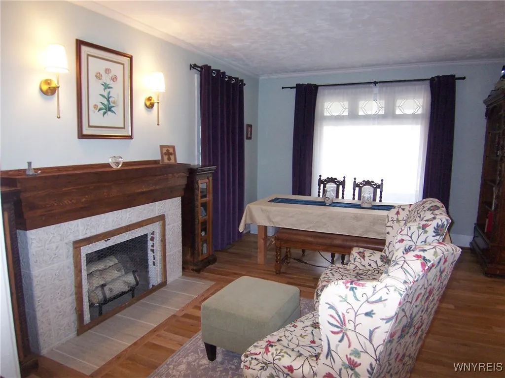 48 Ellicott Avenue, Batavia City, New York 14020, Batavia City, New York 14020, 4 Bedrooms Bedrooms, 9 Rooms Rooms,2 BathroomsBathrooms,Residential,For Sale,48 Ellicott Avenue, Batavia City, New York 14020,0,B1649285