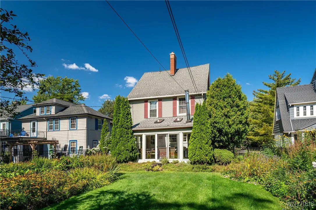 110 Linden Avenue, Buffalo, New York 14214, Buffalo, New York 14214, 3 Bedrooms Bedrooms, 7 Rooms Rooms,1 BathroomBathrooms,Residential,For Sale,110 Linden Avenue, Buffalo, New York 14214,0,B1650580
