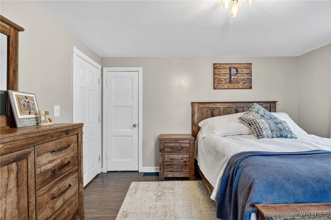 557 Meadowbrook Drive, Lewiston, New York 14092, Lewiston, New York 14092, 3 Bedrooms Bedrooms, 7 Rooms Rooms,1 BathroomBathrooms,Residential,For Sale,557 Meadowbrook Drive, Lewiston, New York 14092,0,B1650653