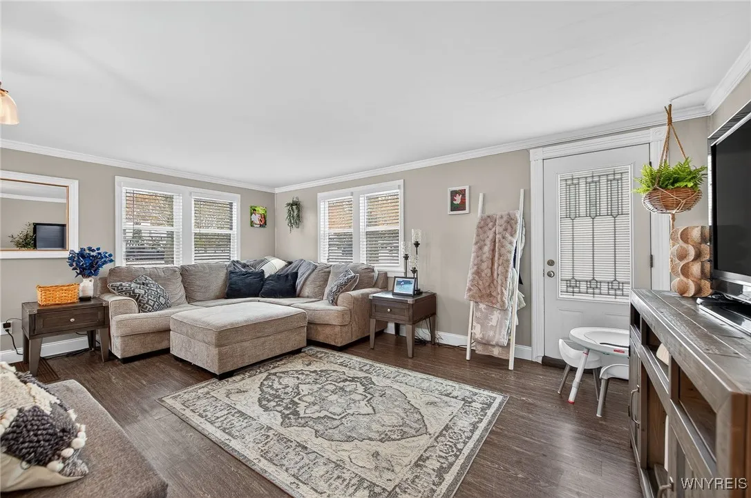 557 Meadowbrook Drive, Lewiston, New York 14092, Lewiston, New York 14092, 3 Bedrooms Bedrooms, 7 Rooms Rooms,1 BathroomBathrooms,Residential,For Sale,557 Meadowbrook Drive, Lewiston, New York 14092,0,B1650653