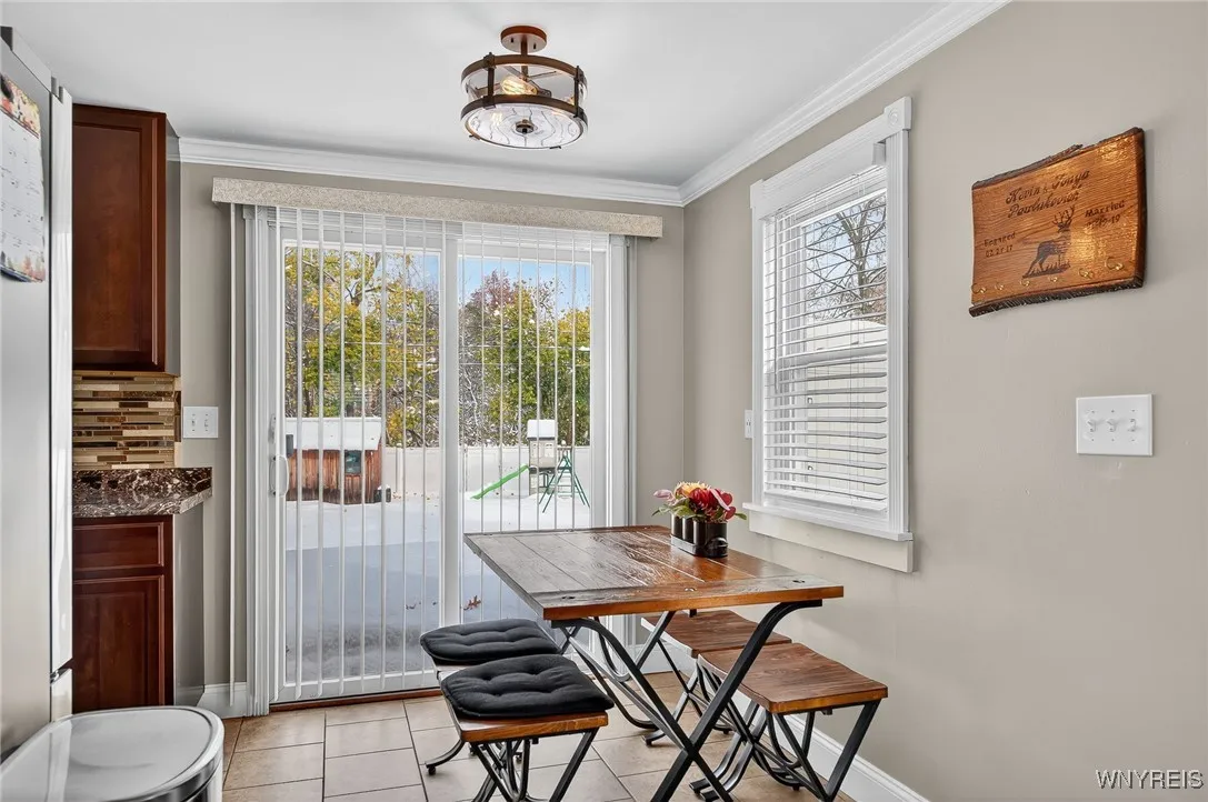 557 Meadowbrook Drive, Lewiston, New York 14092, Lewiston, New York 14092, 3 Bedrooms Bedrooms, 7 Rooms Rooms,1 BathroomBathrooms,Residential,For Sale,557 Meadowbrook Drive, Lewiston, New York 14092,0,B1650653