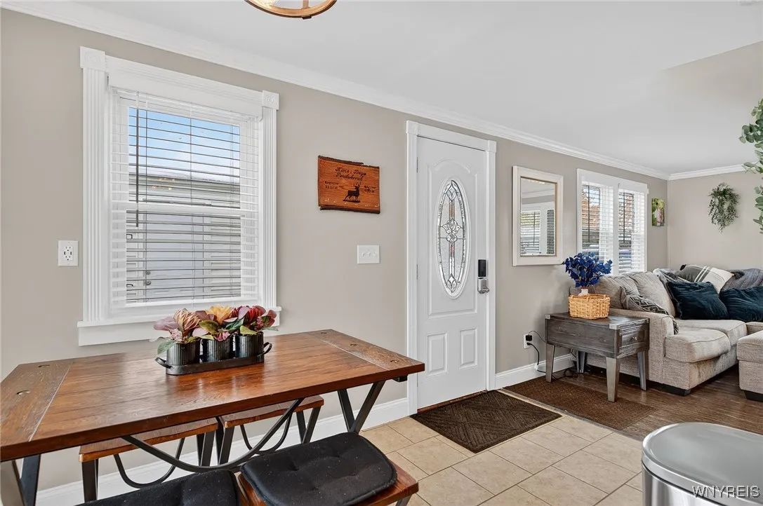 557 Meadowbrook Drive, Lewiston, New York 14092, Lewiston, New York 14092, 3 Bedrooms Bedrooms, 7 Rooms Rooms,1 BathroomBathrooms,Residential,For Sale,557 Meadowbrook Drive, Lewiston, New York 14092,0,B1650653