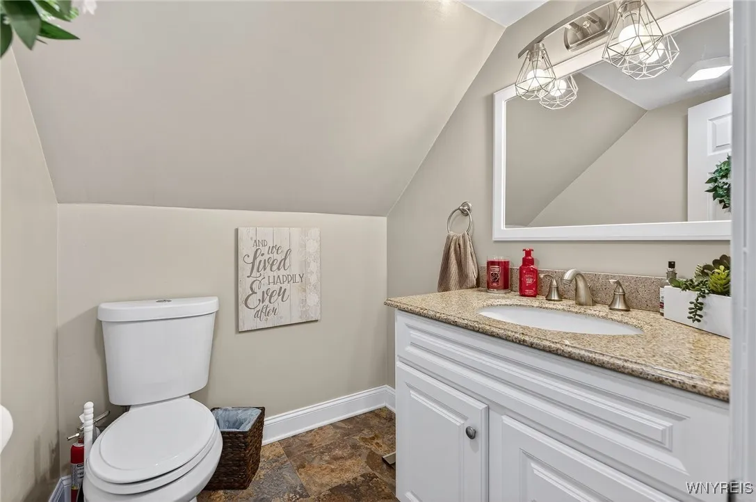 557 Meadowbrook Drive, Lewiston, New York 14092, Lewiston, New York 14092, 3 Bedrooms Bedrooms, 7 Rooms Rooms,1 BathroomBathrooms,Residential,For Sale,557 Meadowbrook Drive, Lewiston, New York 14092,0,B1650653