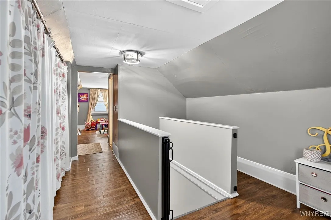 557 Meadowbrook Drive, Lewiston, New York 14092, Lewiston, New York 14092, 3 Bedrooms Bedrooms, 7 Rooms Rooms,1 BathroomBathrooms,Residential,For Sale,557 Meadowbrook Drive, Lewiston, New York 14092,0,B1650653